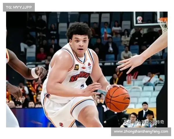 CBA季后赛12进8：广东三节65-64上海，上海单节18-14追回4分